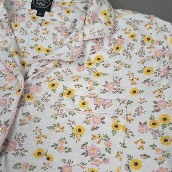 Laura Ashley Pajama Set Medium White Pink Sunflowers Top Shorts Women's EUC - Picture 4 of 13